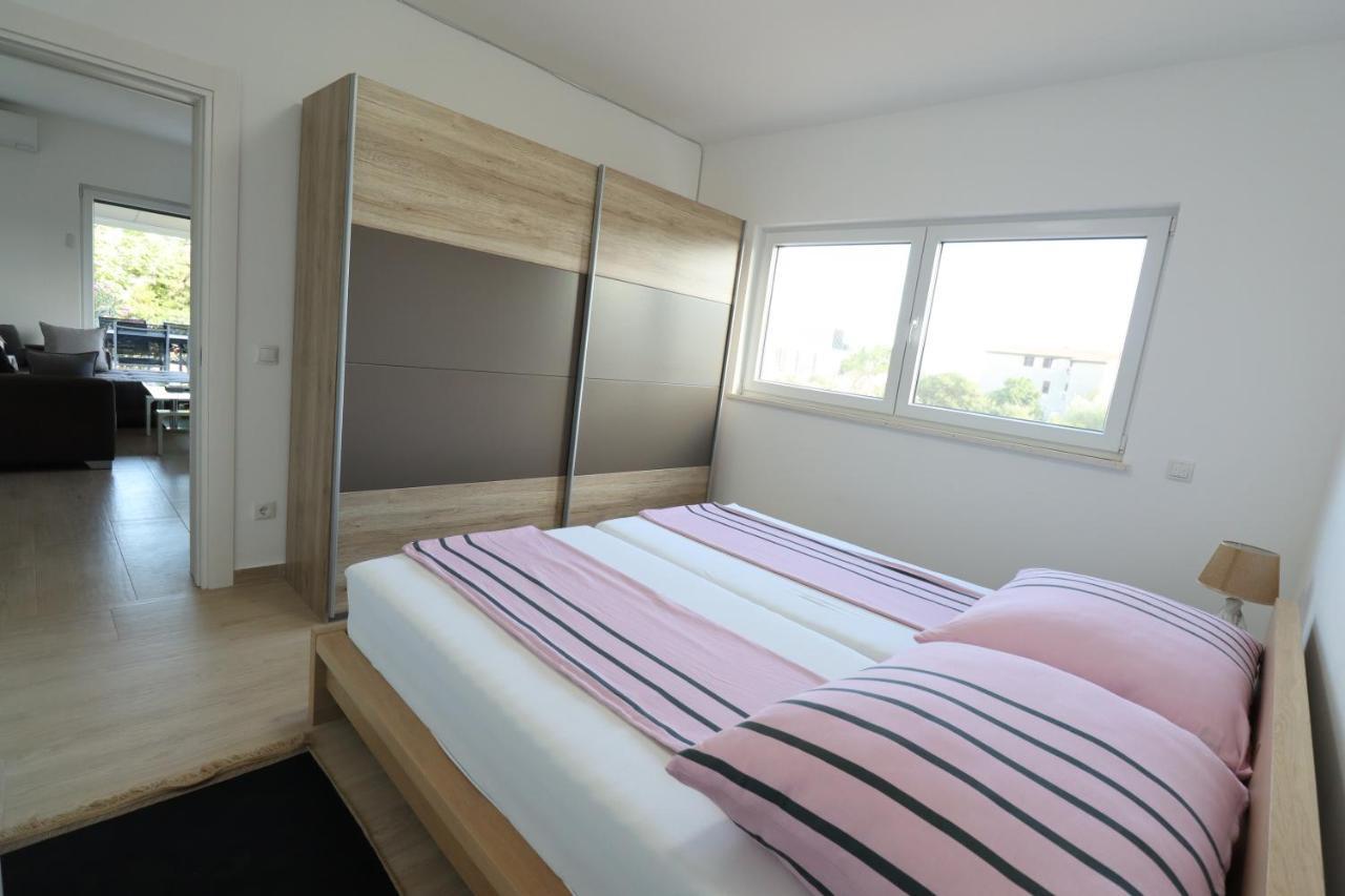 Medulin - Dani Apartment Екстер'єр фото