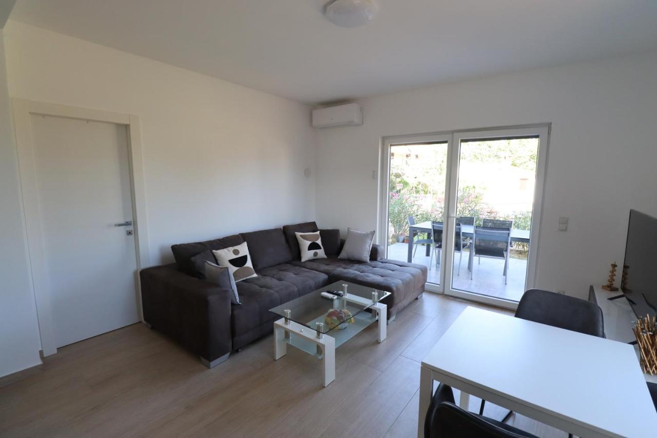 Medulin - Dani Apartment Екстер'єр фото