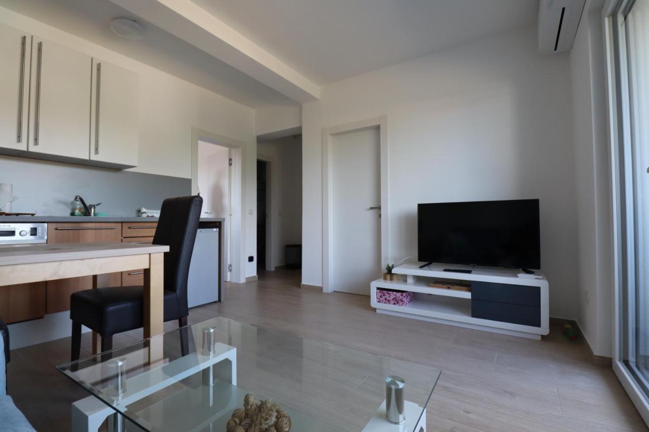 Medulin - Dani Apartment Екстер'єр фото